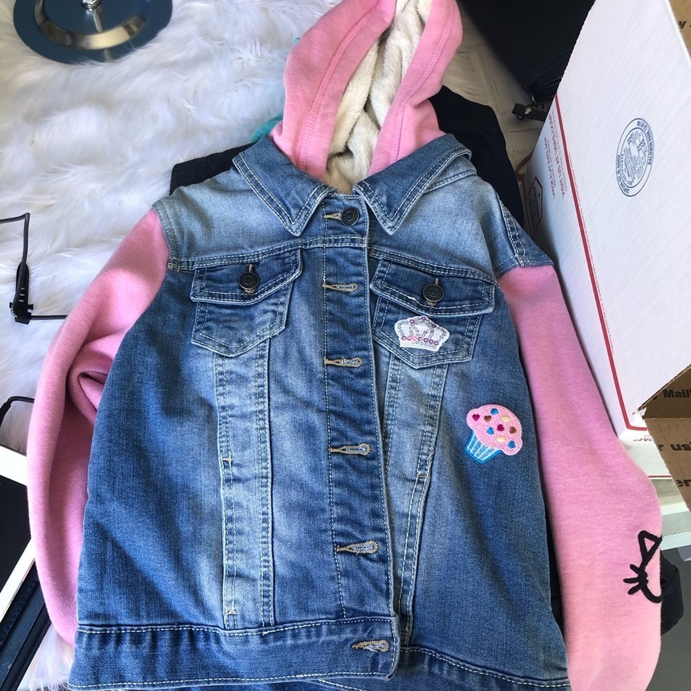 Girls Jacket & Sweater 5 Piece Bundle - Picture 3 of 8